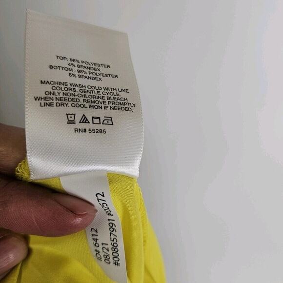 Express Colorblock Green/White Satin Strong Padded Shoulder Thong Bodysuit Large - Picture 8 of 9